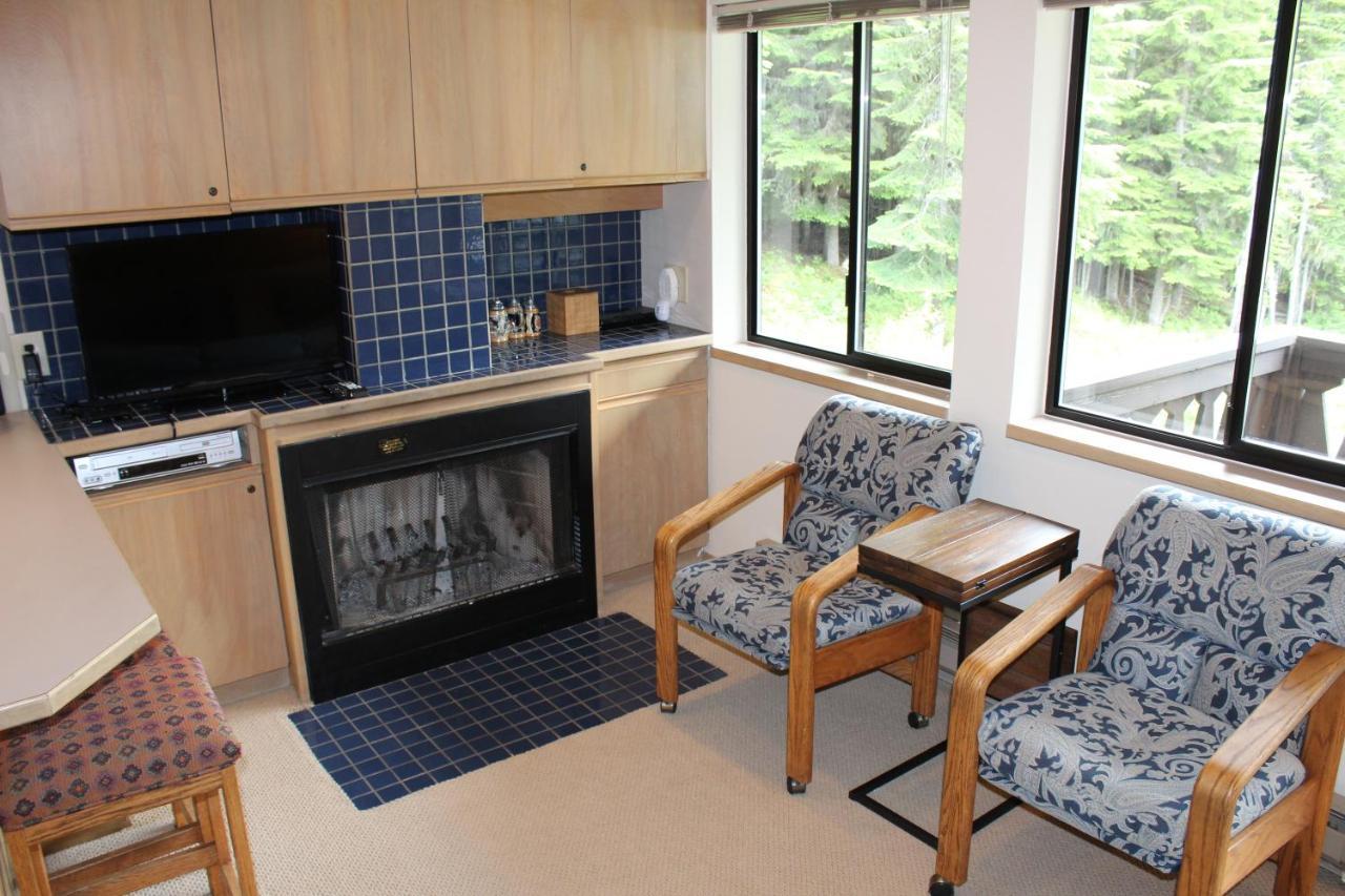 Crystal Chalets Greenwater 외부 사진