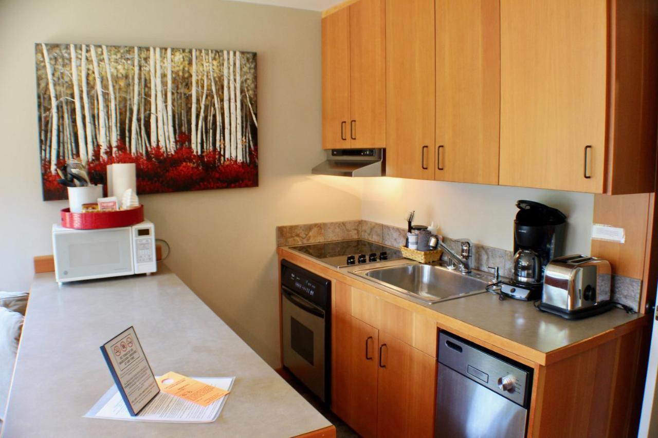 Crystal Chalets Greenwater 외부 사진