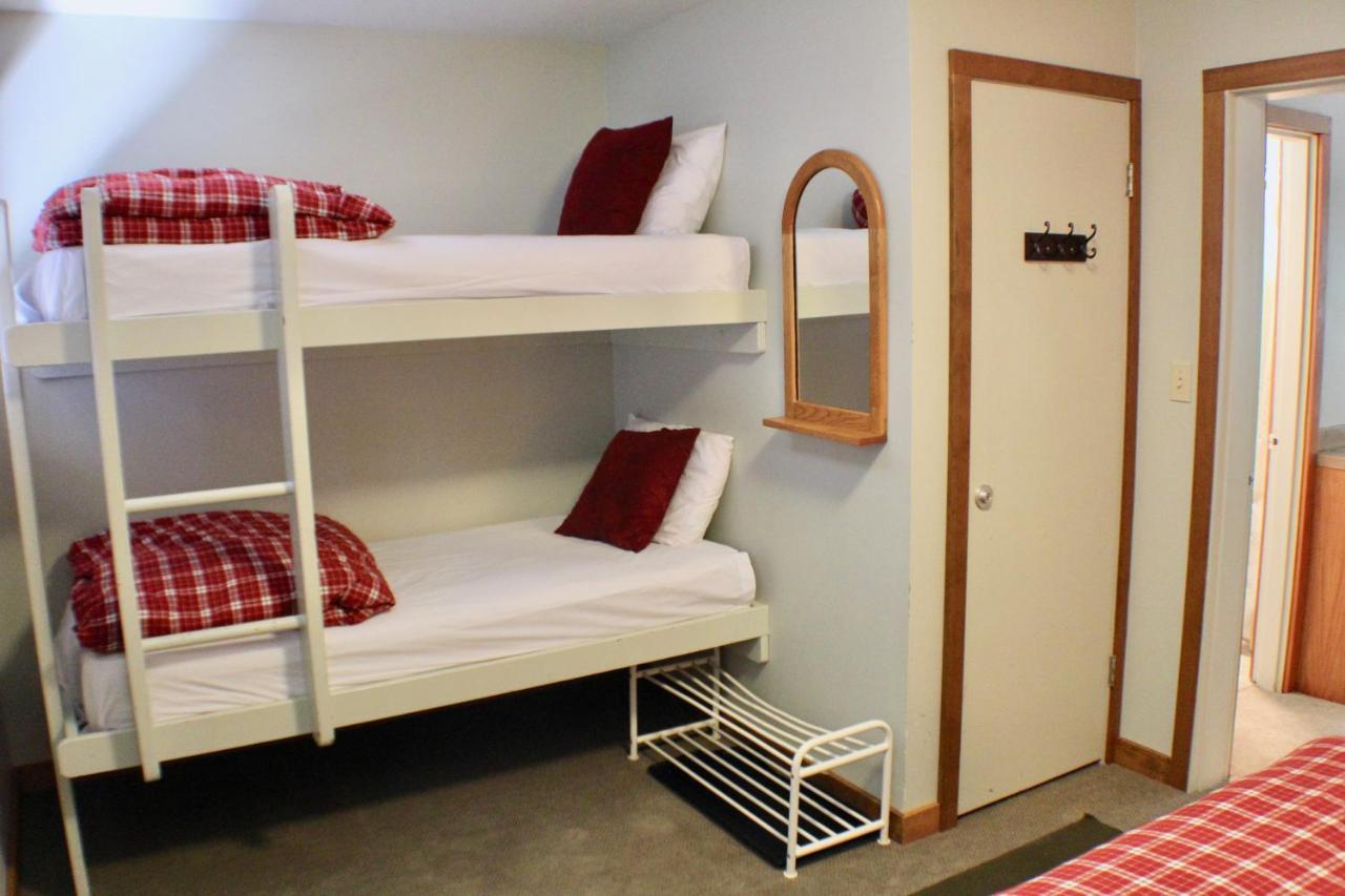 Crystal Chalets Greenwater 외부 사진